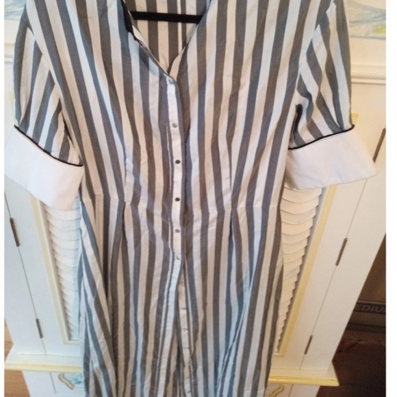 Yigal Azrouël Light Size M Black & White Silk Shirtdress Midi Dress Msrp $990.00 - Picture 4 of 4